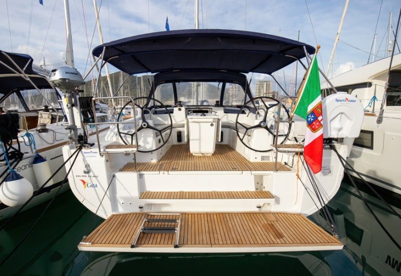 2021 Beneteau Oceanis 40.1 — zu chartern — Marina d'Arechi, Italy — photo 1 of 19