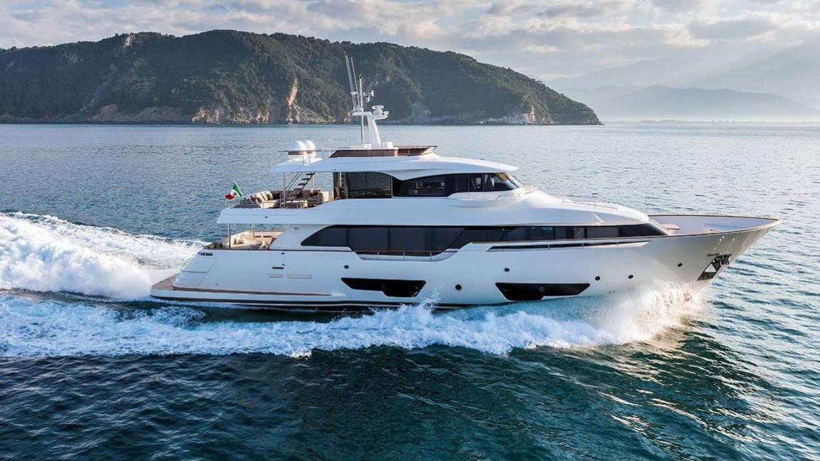 2016 Custom Line Navetta 28 — en venta — Marseille, France — photo 1 of 21