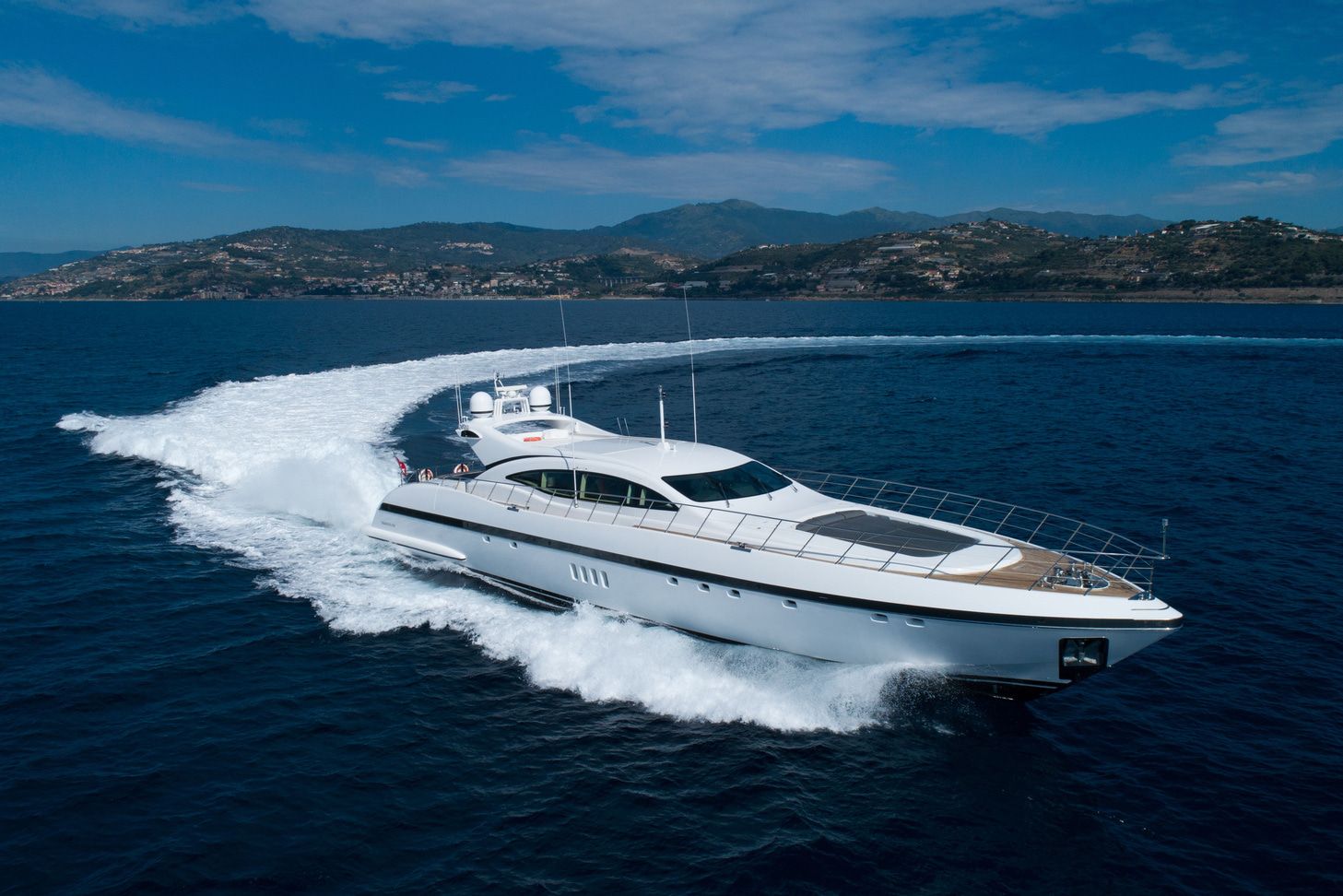 2013 MANGUSTA (OVERMARINE) 1K — na sprzedaż — France — photo 1 of 1