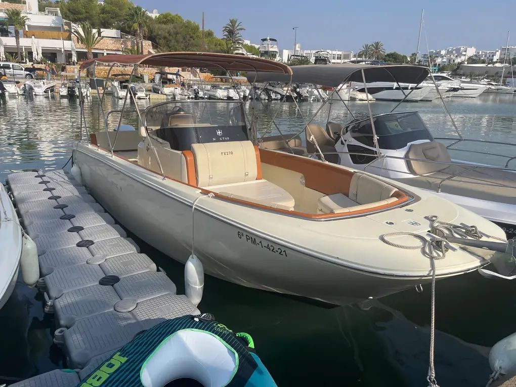 2021 Invictus 270 — na sprzedaż — Altea, Spain — photo 1 of 20