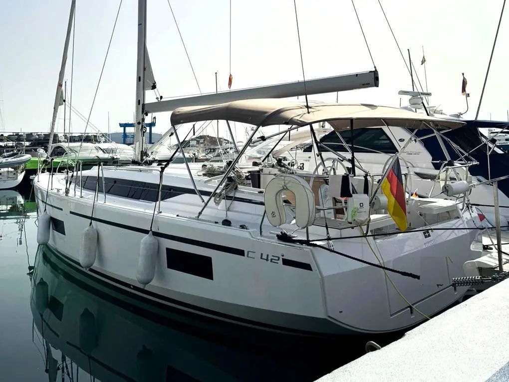 2023 Bavaria Yachts C42 — zu verkaufen — Altea, Spain — photo 1 of 40