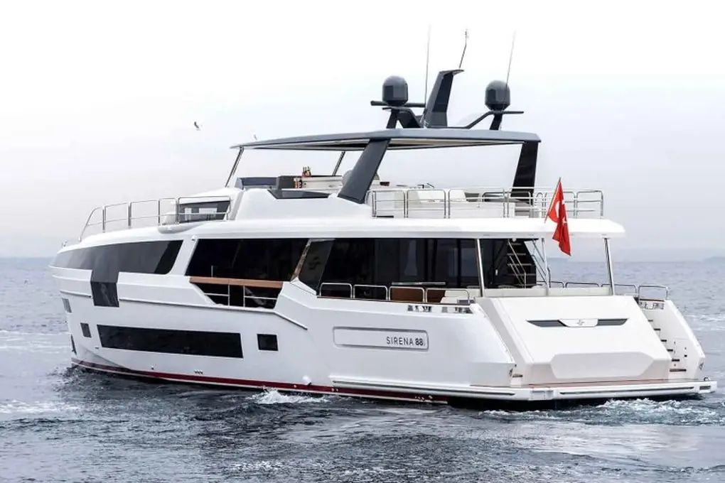 2021 Sirena Yachts Sirena 88 — zu verkaufen — Altea, Spain — photo 1 of 33
