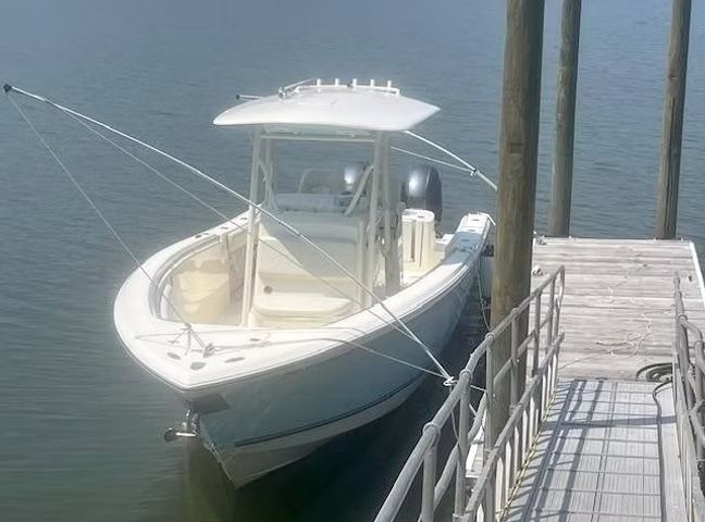 2016 Cobia 277 CC — en venta — Long Island, NY, United States — photo 1 of 5