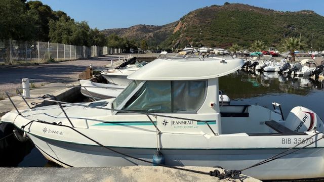 2000 Jeanneau Merry Fisher 6 — na sprzedaż — Saint Florent, France — photo 1 of 9